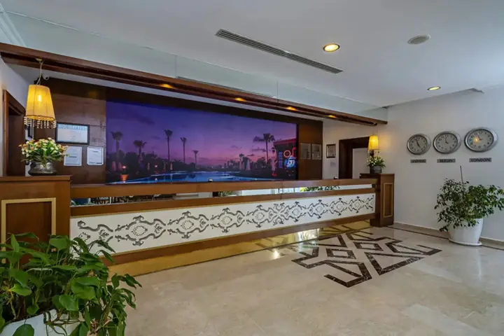 Манавгат: İz Flower Side Beach Hotel