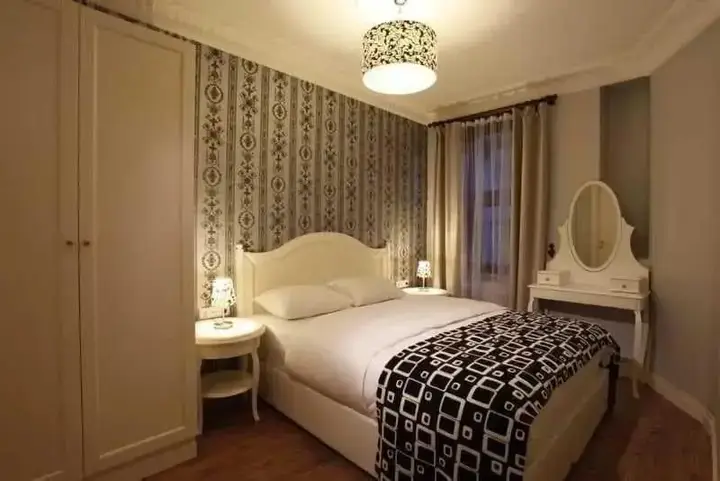 Стамбул: Lush Houses Mis Street