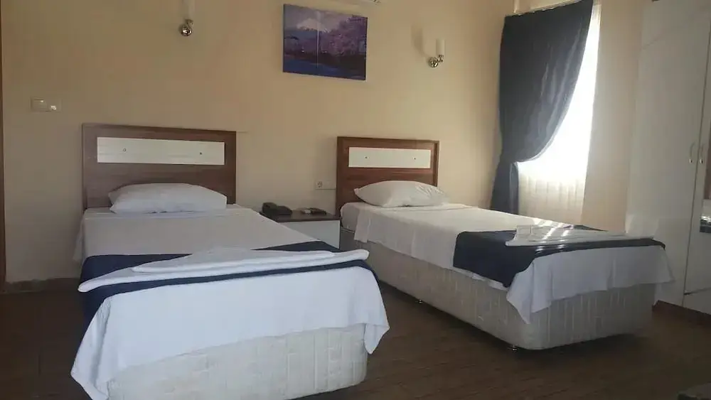 Фетхие: Hotel Feryil Avm