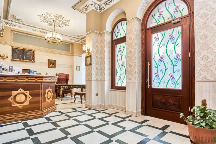 Стамбул: Отель Amber Hotel Istanbul