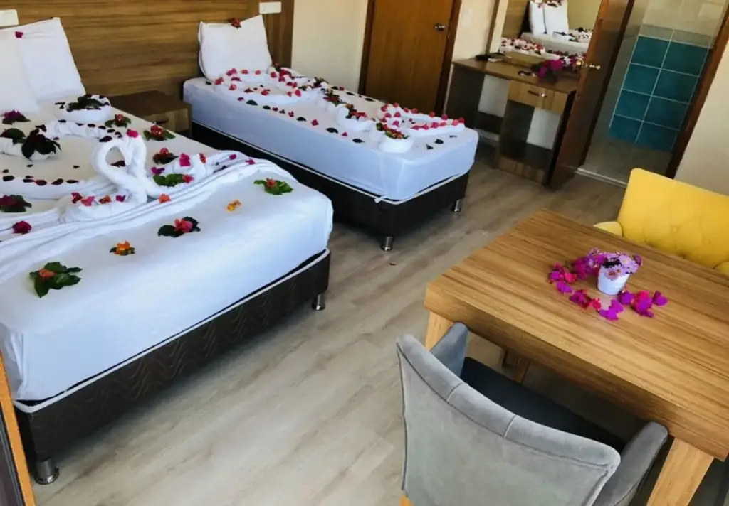 Кемер: Castello Hotel & Aparts