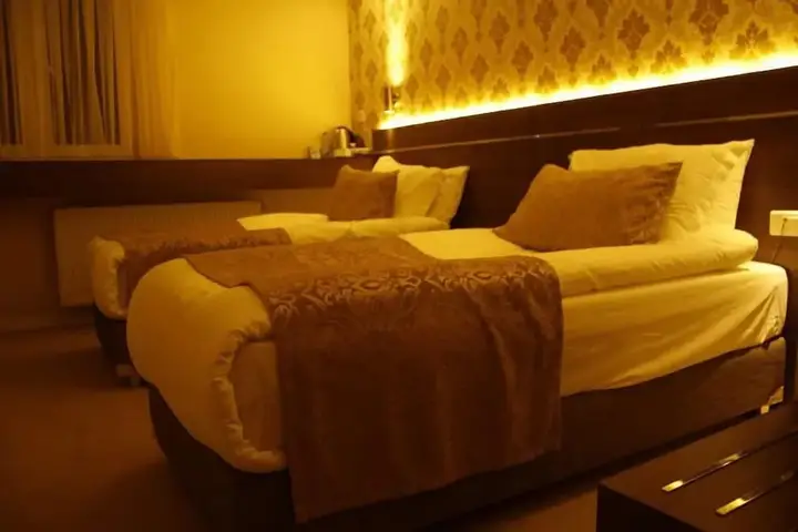 Карахаит: Aygoren Otel Denizli