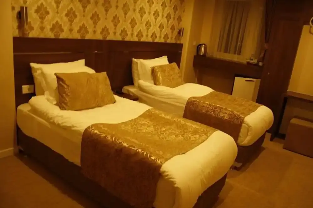 Карахаит: Aygoren Otel Denizli