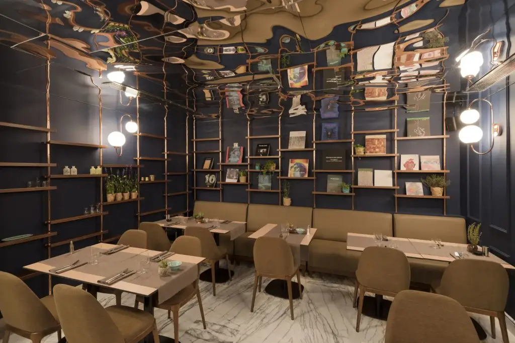 Стамбул: Endless Art Hotel