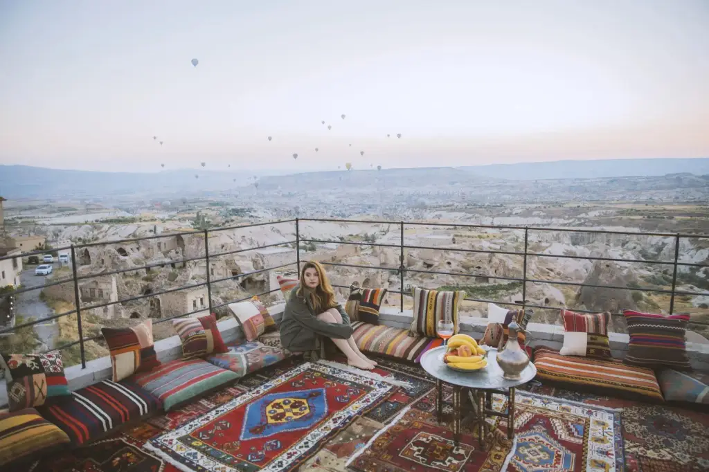 Учисар: Helike in Cappadocia