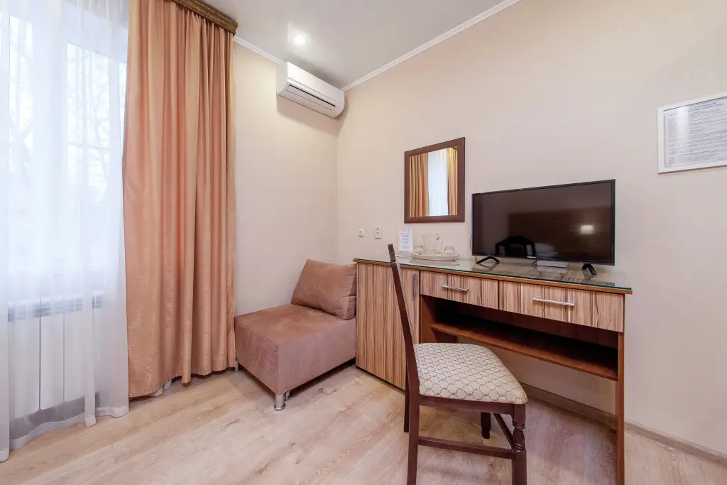 Краснодар: Меблированные комнаты Home-otel