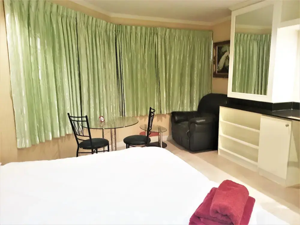 Паттайя: Jomtien Thip Condotel
