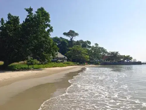Клаенг: Sea Breeze House