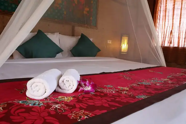главный пляж: Mayalay Resort-Green Hotel