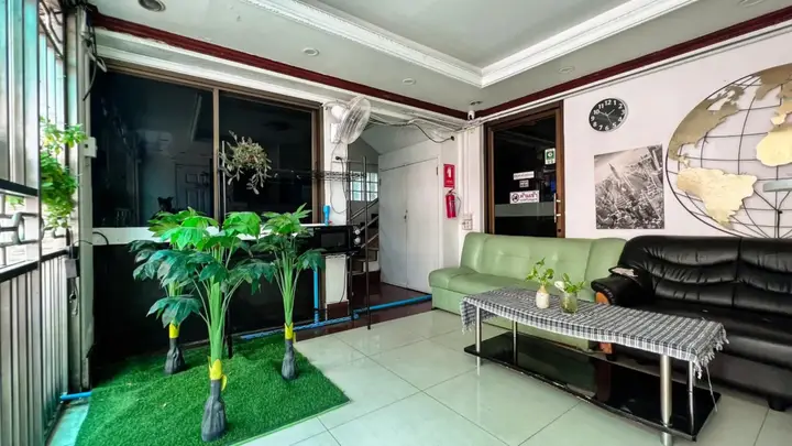 Паттайя: Greenvale Serviced Apartment