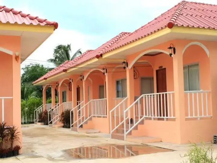 Прачинбури: Baanmeesukh Resort