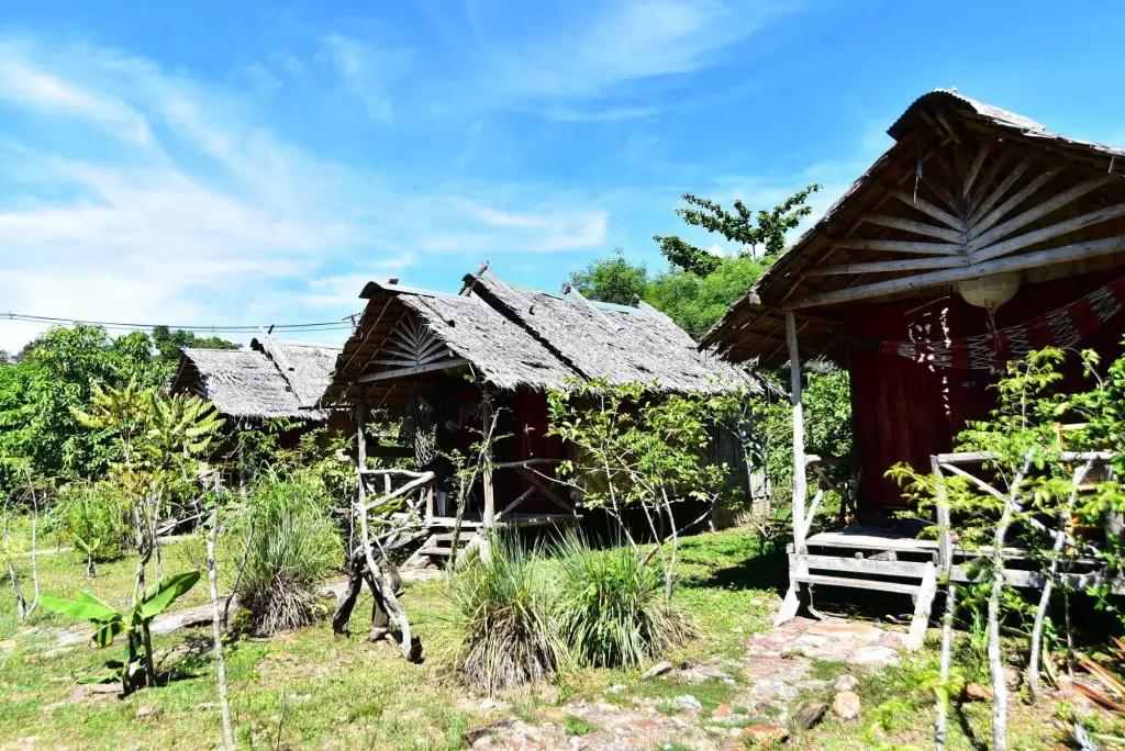 Ланта: Sirianda Bungalows