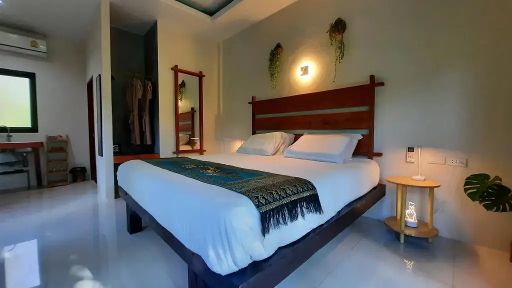 Ланта: Baan Reenaa Lanta