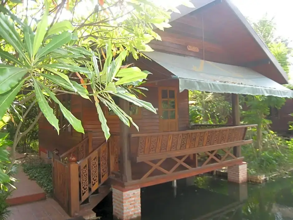 Ампхава: Baansuan Amphawan Resort