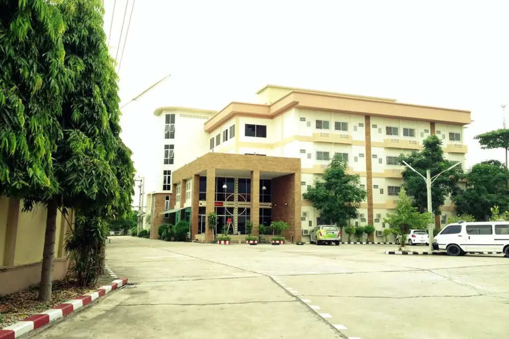 Районг: Amarin Grand Rayong