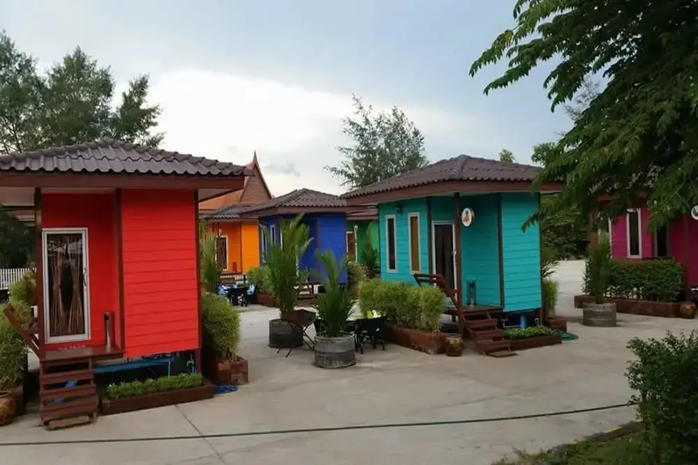 Районг: Yaris House