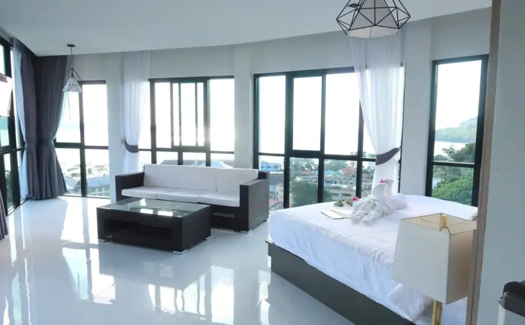 Кату: Rossarin Sea View Patong