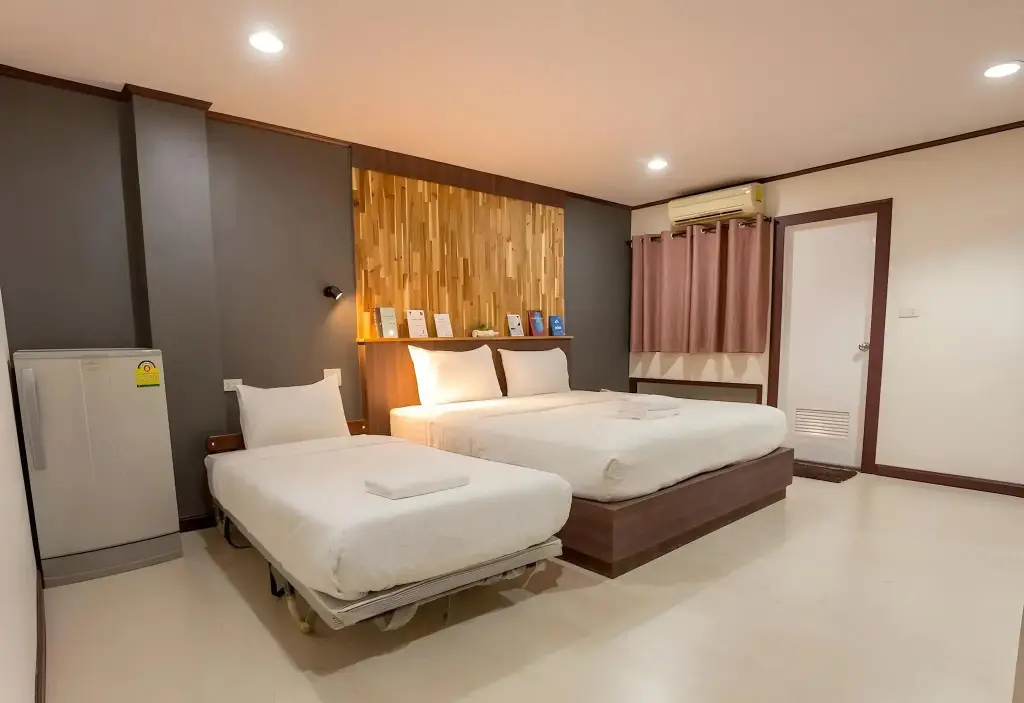 Чаккарат: Phimai Paradise Hotel
