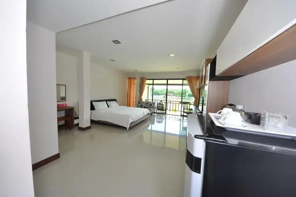 Ратчабури: Maeklong Marina Resort