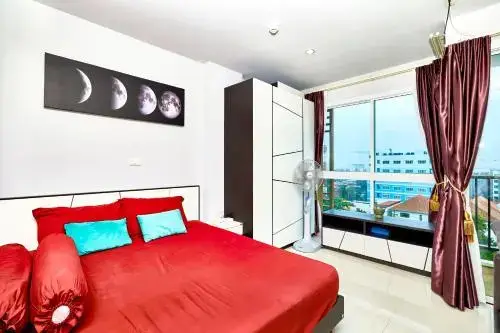 Паттайя: To Diamond Suites Condo by RT