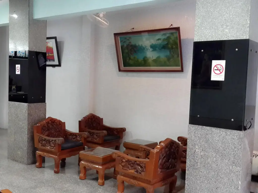Хатъяй: Singapore Hotel