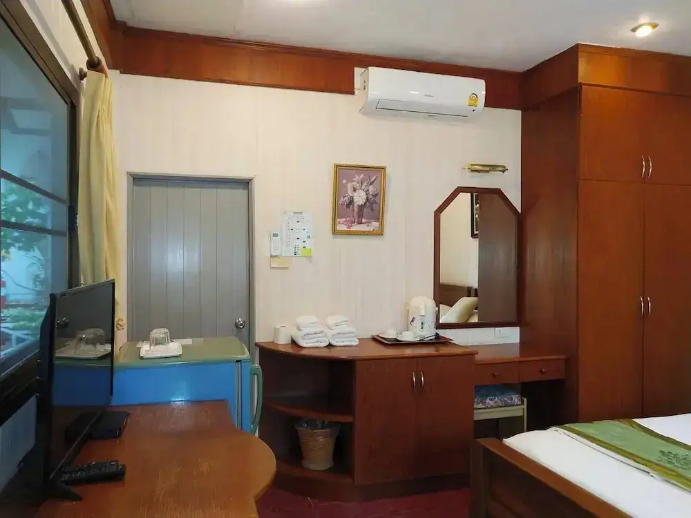 Сам-Рои-Йот: Samroiyod Holiday Resort