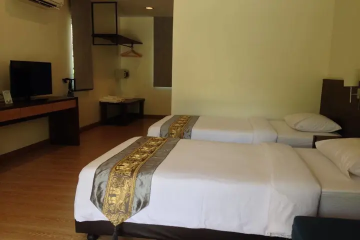 Банг-Сапхан: Baan Klang Aow Beach Resort