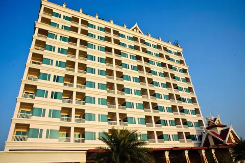 Grand Pacific Sovereign Resort & Spa — фото 1
