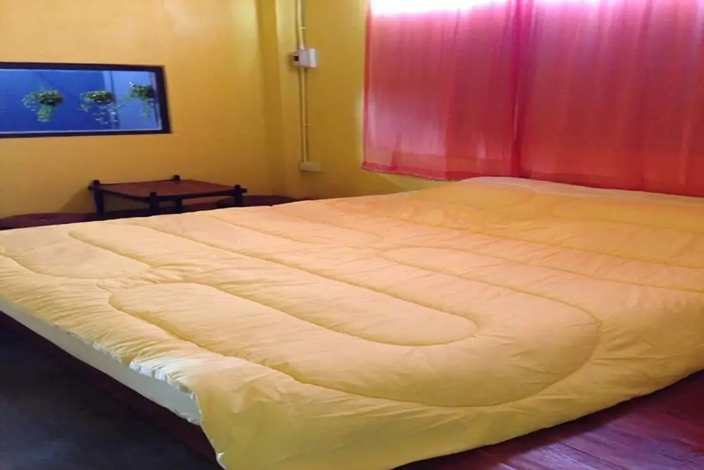 Накхоннайок: Sukkhiengdao Bar & Bed