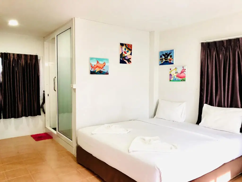 Краби: J Holiday Inn