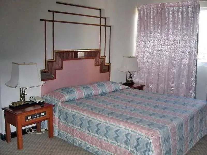 Сатун: Pinnacle Satun Hotel