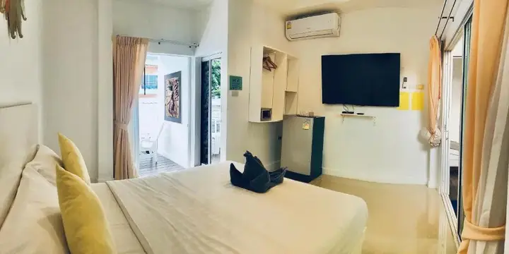 Ко-Лан: Koh Larn White House
