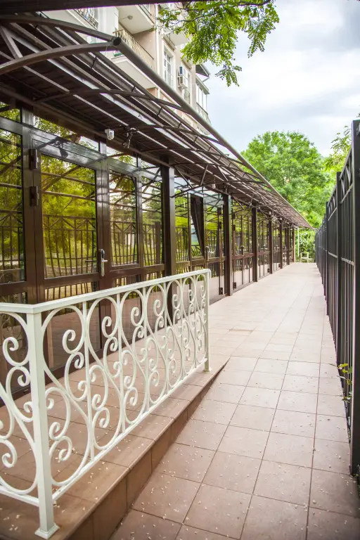 Сочи: Отель Хоста Garden