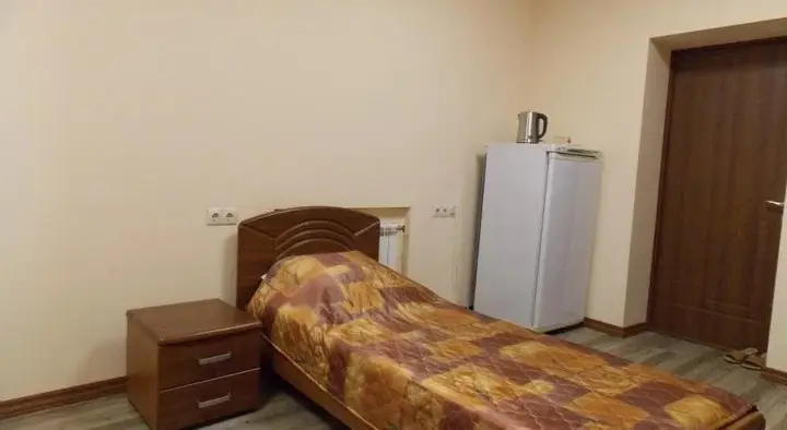 Новосибирск: Меблированные комнаты Raduga