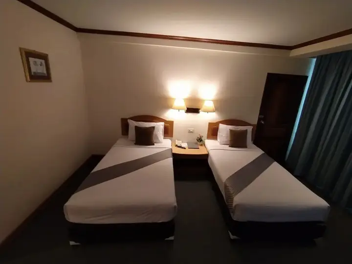 Хатъяй: Sing Golden Place Hotel