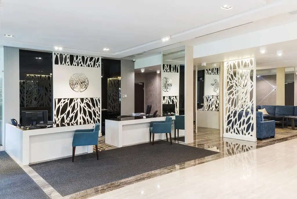 Новосибирск: Апарт-Отель Ramada hotel&suites by Wyndham Novosibirsk Zhukovka