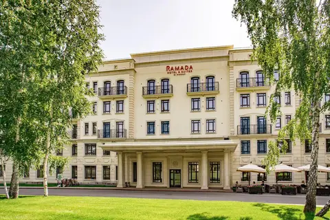 Апарт-Отель Ramada hotel&suites by Wyndham Novosibirsk Zhukovka — фото 1