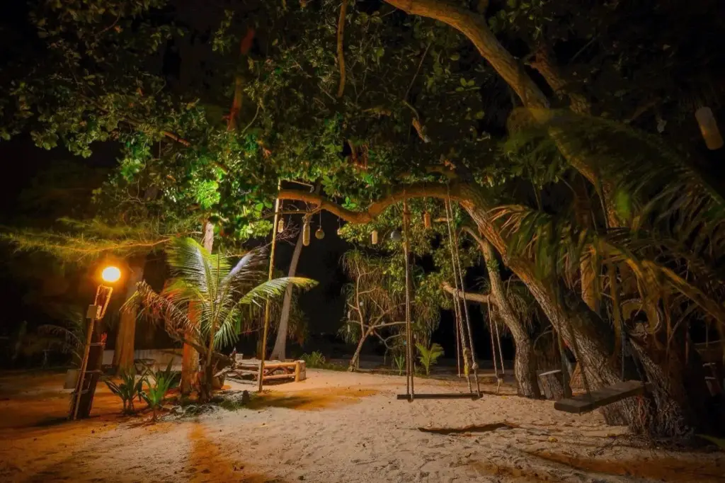 Ханом: Baanchaylay Resort