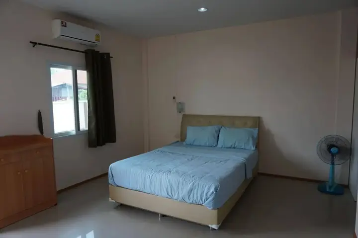 Удонтхани: Sharples Apartments Udon Thani