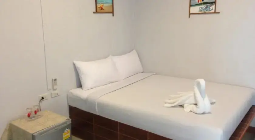 Ханом: Ake-View Resort