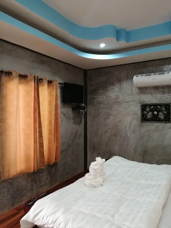 Трат: Yotin Guest House