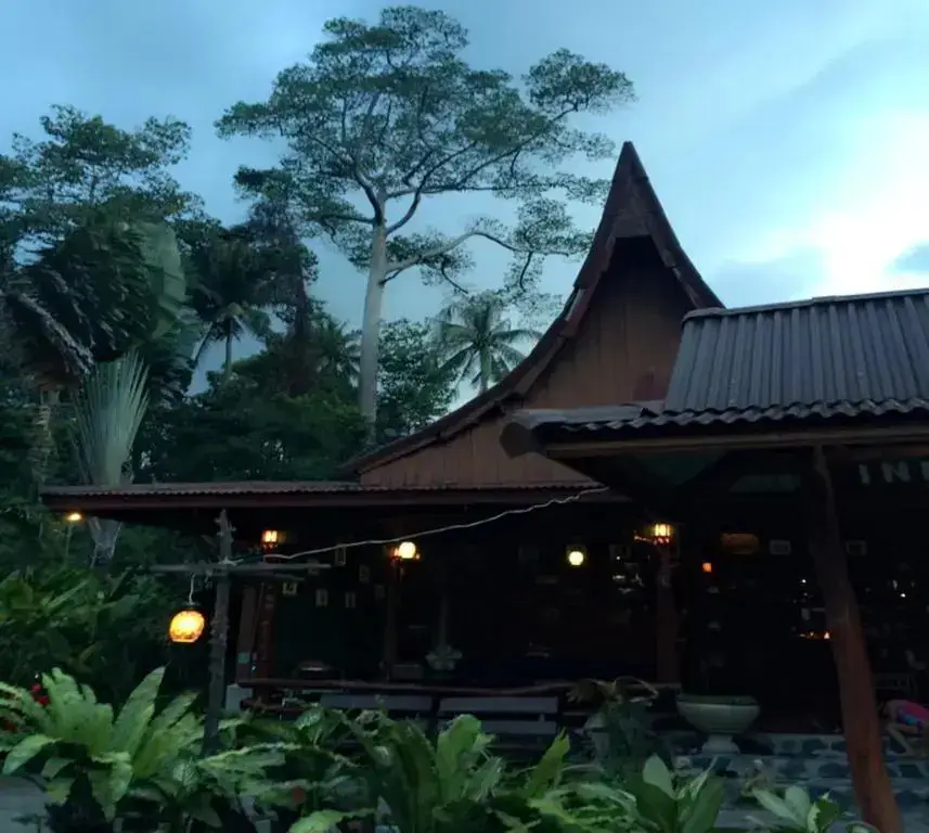 Nawee Guesthouse Chalok — фото 1