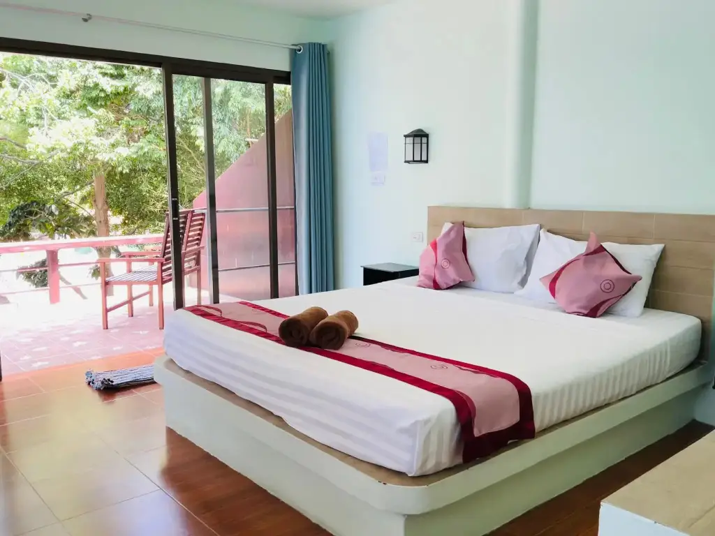 Мэй-Хаад-Бэй: Ocean View Resort Koh Tao