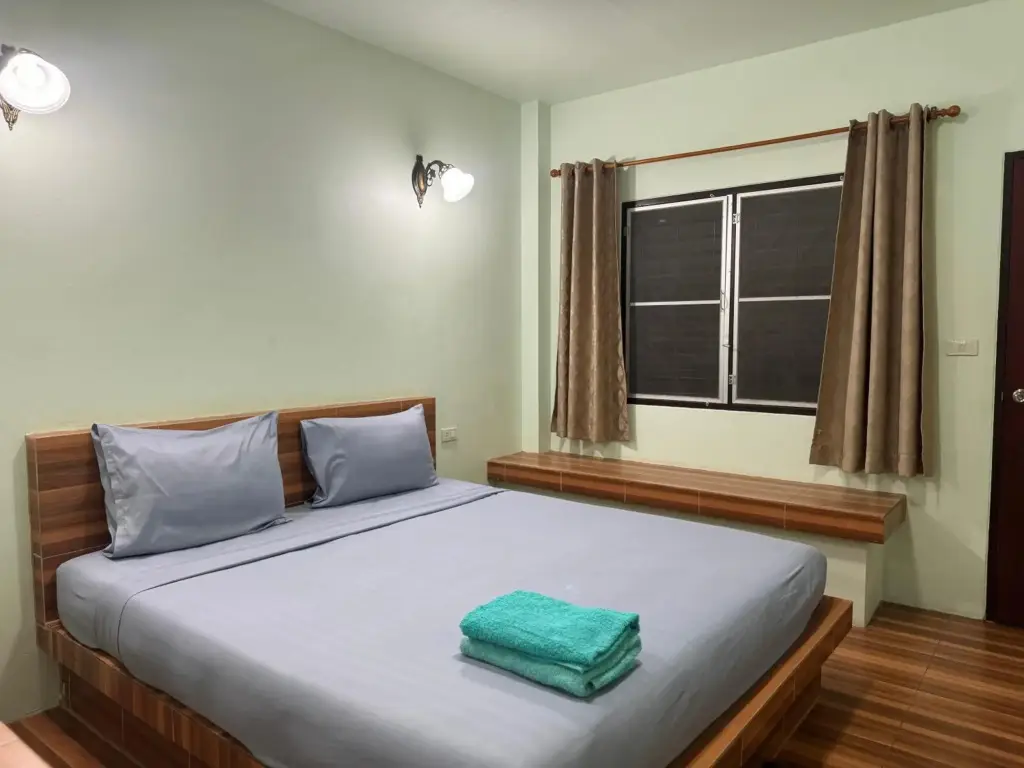 Мэй-Хаад-Бэй: Ocean View Resort Koh Tao