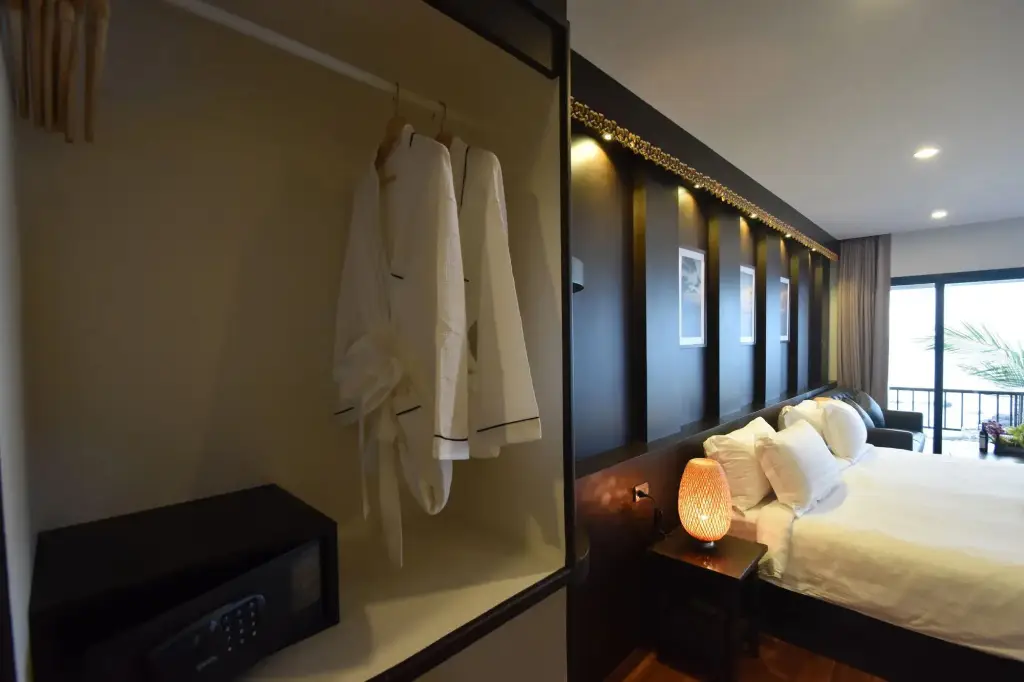 Мэй-Хаад-Бэй: Simple Life Cliff View Resort
