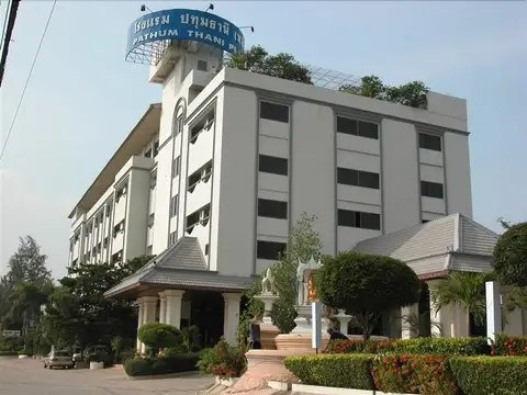 PathumThani Place Hotel — фото 1