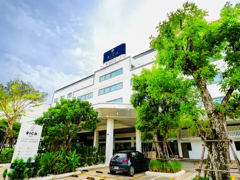 The Rich Hotel Korat — фото 1