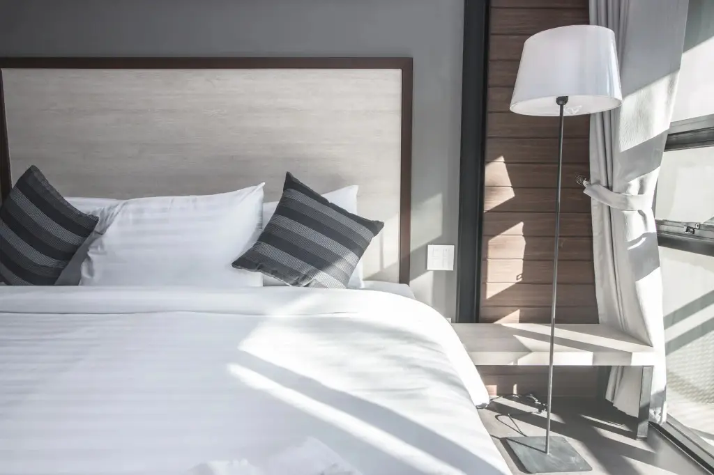 Чаам: Bluemoon Hotel