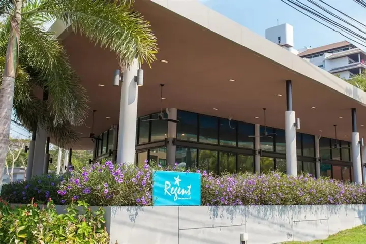 Чаам: The Regent Cha-Am Beach Resort