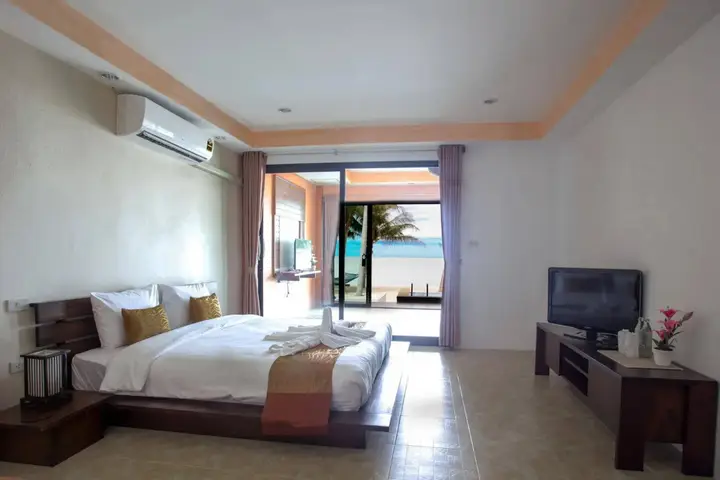Сичон: Kanpiya Beach